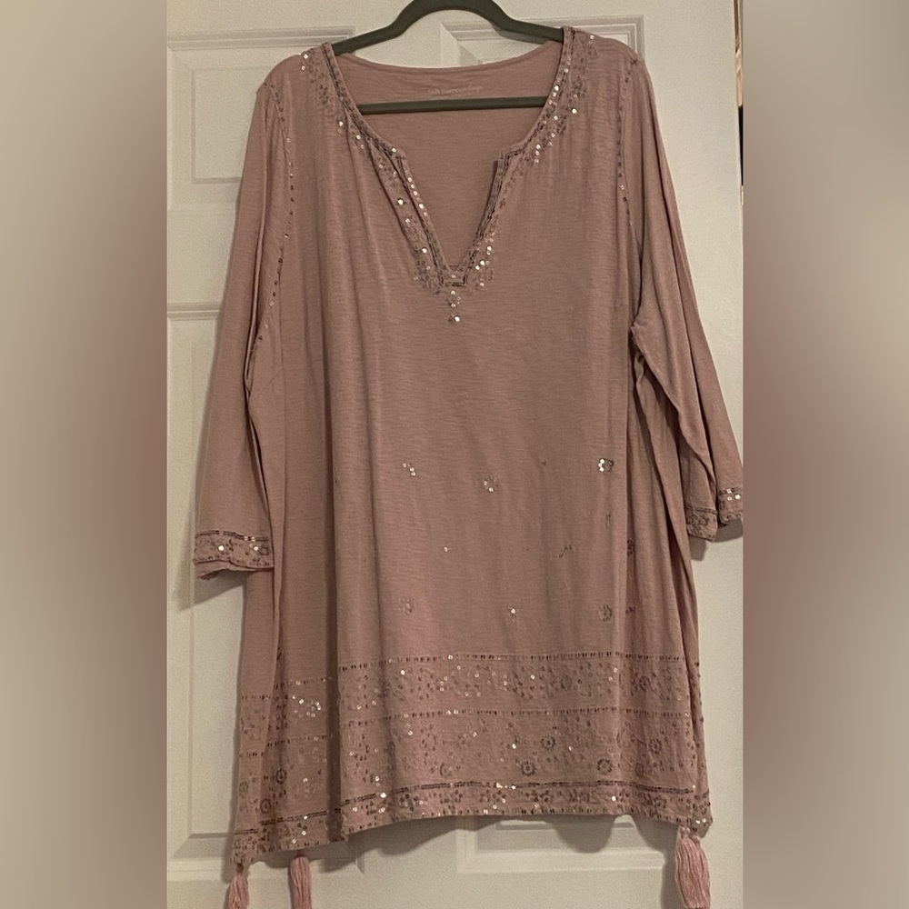 Cotton tunic with detail